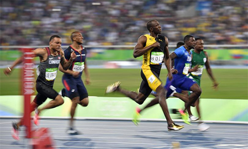 Usain Bolt và cái cúi đầu của nhà vô địch