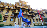 Lễ thượng cờ kỷ niệm 50 năm ASEAN tại Hà Nội