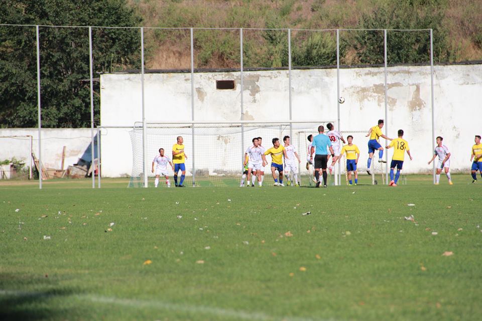 Trận đấu giữa FC Làng Sen và FC Staritskogo: Kịch tính và đầy bất ngờ