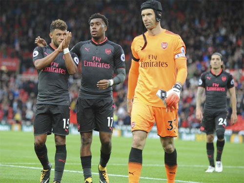 Arsenal chung bảng với nhà cựu vô địch Cup C1 tại Europa League