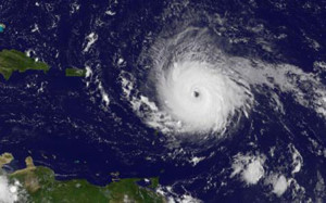 Hải quân Mỹ sơ tán căn cứ 5.000 người vì lo ngại siêu bão Irma