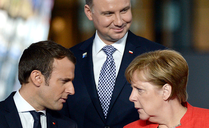 Makron bất đồng quan điểm với Merkel trong mối quan hệ với Thổ nhĩ kỳ.
