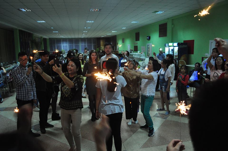 Tưng bừng đón tết Trung thu tại Odessa