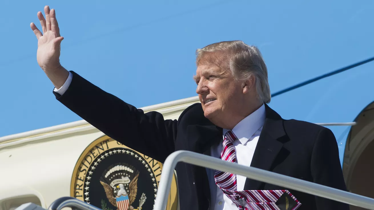 Tổng thống Trump tới Việt Nam trong chuyến công tác 12 ngày tại châu Á