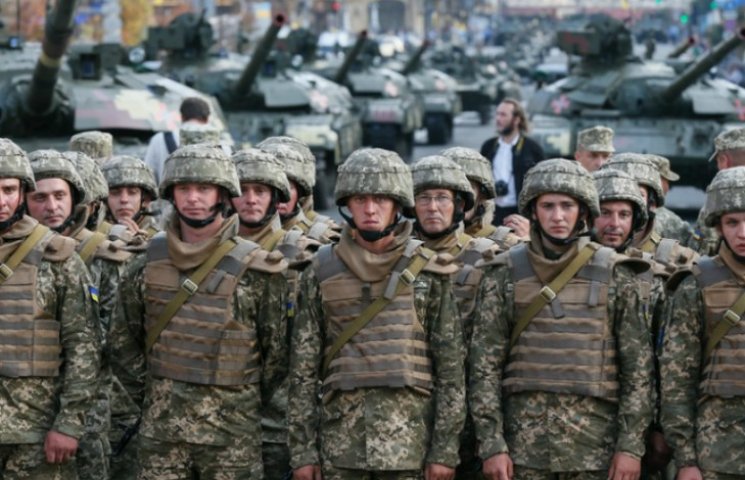 Quân số lực lượng vũ trang Ukraine đạt 250 ngàn người