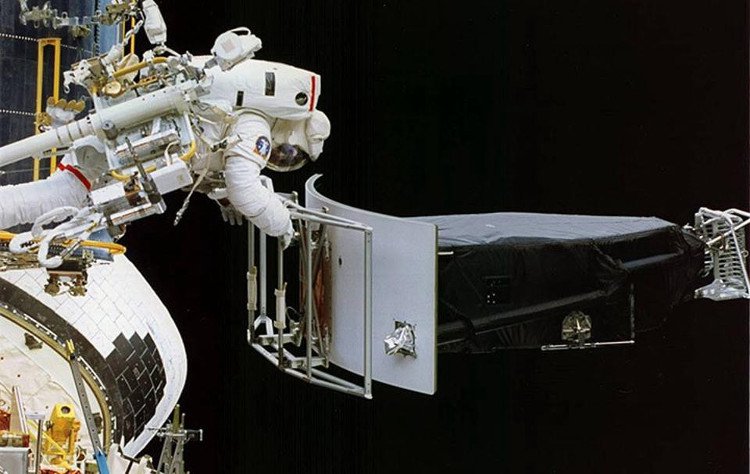 5 bức ảnh đã thay đổi cả thế giới của NASA