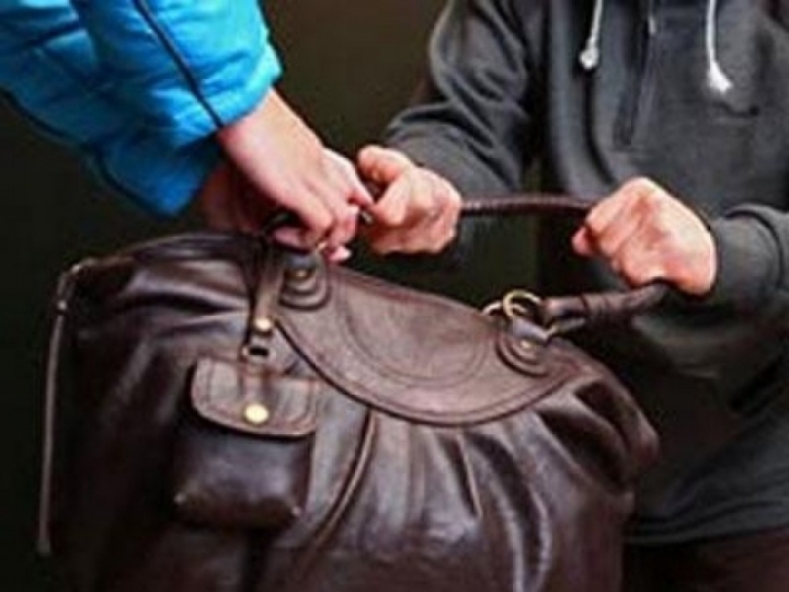 Tại Kiev, cướp đóng giả người đưa thư, cướp người hưu trí