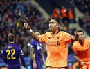 Đại thắng 7-0, Liverpool vươn lên dẫn đầu bảng