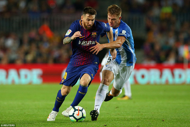 Hạ gục Malaga, Barcelona bỏ xa Real Madrid 8 điểm