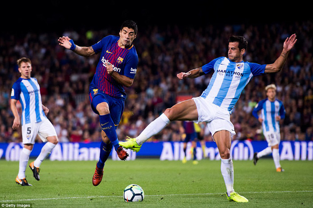 Hạ gục Malaga, Barcelona bỏ xa Real Madrid 8 điểm