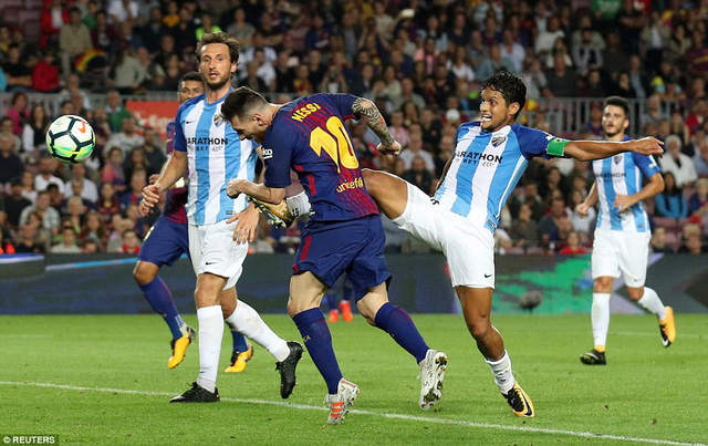 Hạ gục Malaga, Barcelona bỏ xa Real Madrid 8 điểm