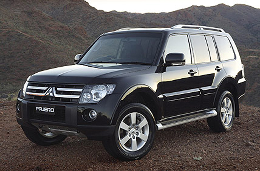 Ô tô Nhật đồng loạt giảm xuống đáy: Mitsubishi 'âm mưu' điều gì