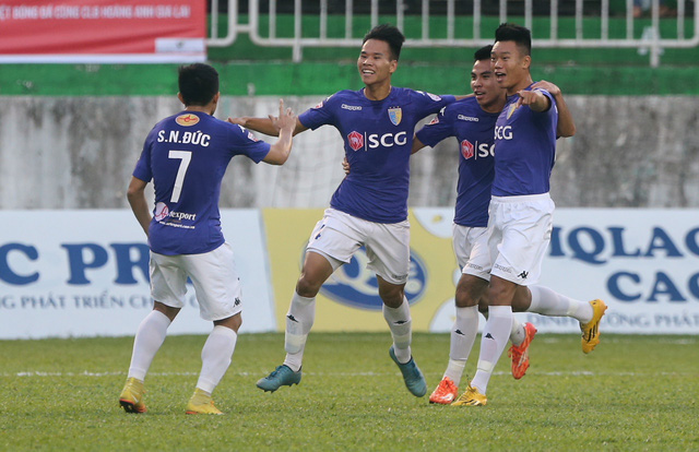 Thất bại trước HA Gia Lai, ngôi đầu bảng của Hà Nội FC bị đe doạ