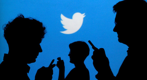Twitter phát hiện hàng chục ngàn tài khoản Nga dính đến bầu cử Mỹ