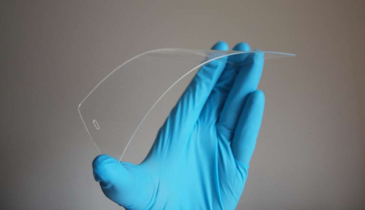 Sắp có smartphone màn hình graphene "không thể vỡ"
