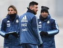 Lionel Messi run rẩy trong cái lạnh tại nước Nga