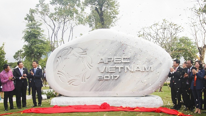 Món quà Việt Nam gửi đến khách quý APEC