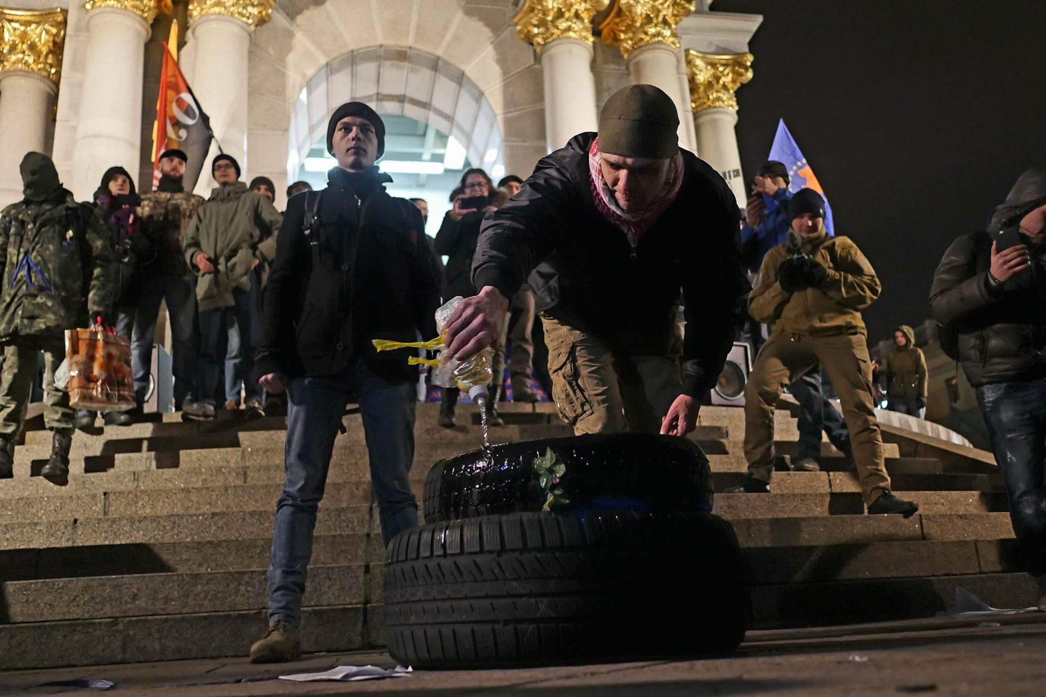 Tại quảng trường Maidan Kiev xảy ra xô xát