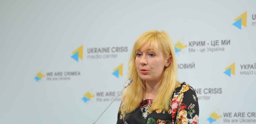 Nữ tình nguyện nổi tiếng Ukraine bị các lái xe taxi tổ chức cướp