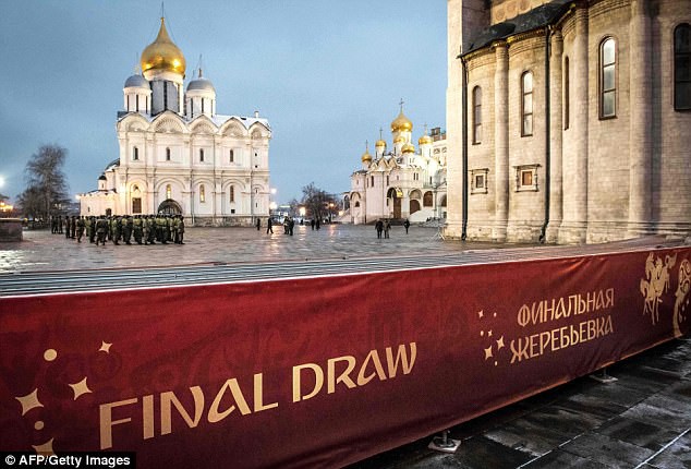 Đêm nay bốc thăm World Cup 2018: Bảng tử thần xuất hiện?