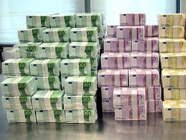 Ukraine nhận khoản vay 120 triệu euro để làm ấm các trường đại học