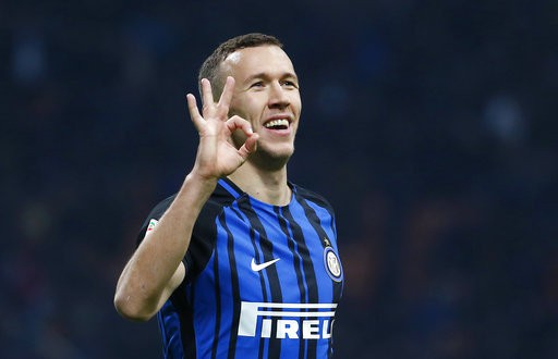 Perisic lập hat-trick, Inter chiếm ngôi đầu tại Serie A