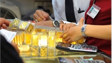 Giá vàng hôm nay 8/12: Thủng đáy 200 ngày, lao dốc không dừng