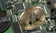 Bitcoin mất gần 4.000 USD từ đỉnh