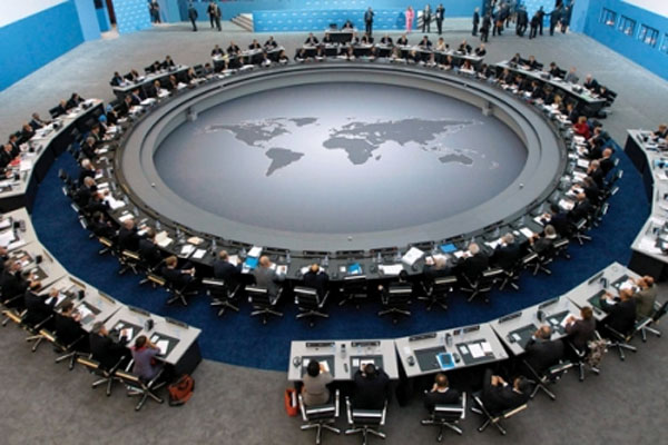 IMF lại hoãn đợt chuyển tiền vay cho Ukraine: Tất cả các điều kiện chưa được thực hiện