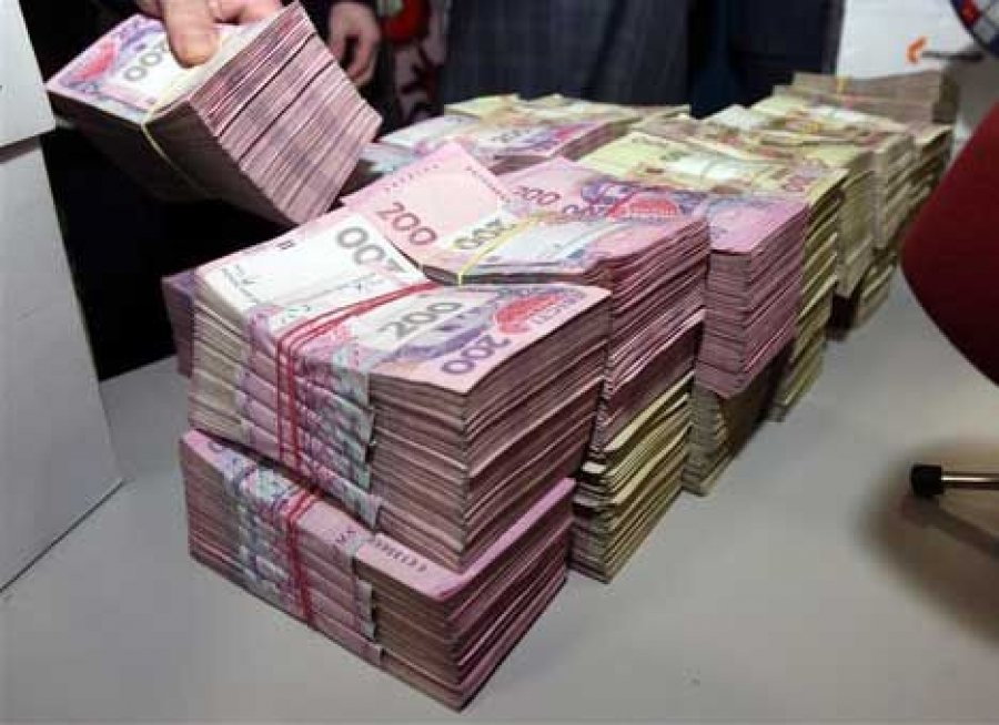 Trưởng thanh tra thuế Ukraine được tặng 1,2 triệu gr
