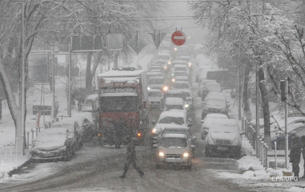 Ukraine đang bị tuyết bao phủ