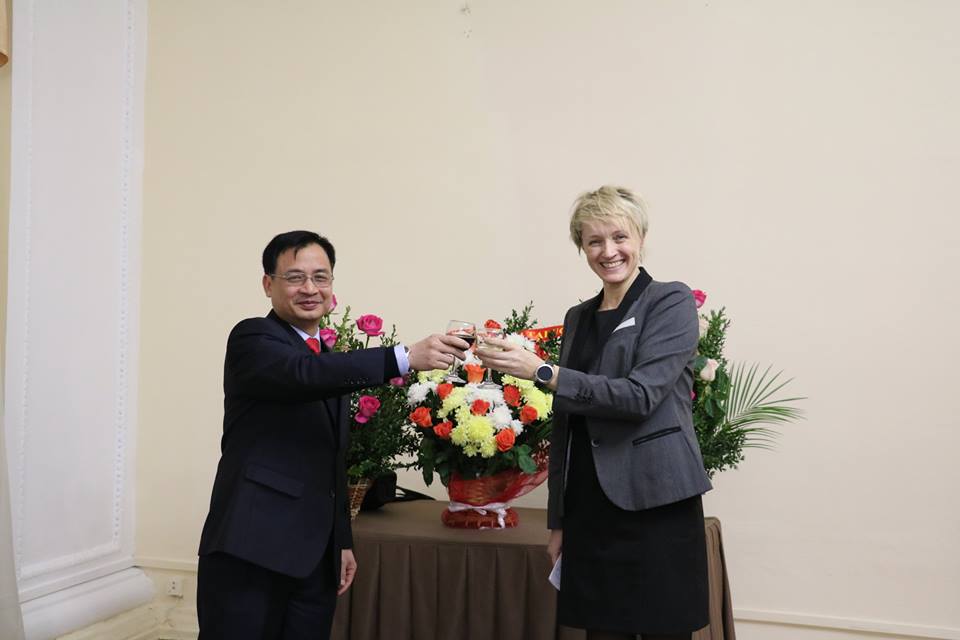   Tin hoạt động của Đại sứ quán Việt Nam tại Ucraina