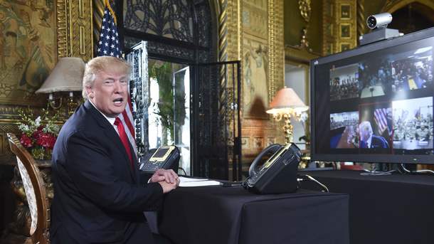 Tổng thống Trump chúc mừng quân đội Hoa Kỳ vào dịp Giáng sinh