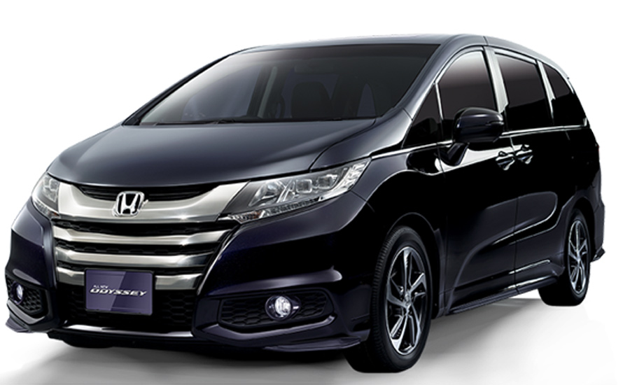 Đua nhau phá giá: Ô tô Đức giảm 390 triệu, xe Nhật giảm 300 triệu