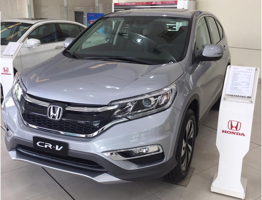 Đua nhau phá giá: Ô tô Đức giảm 390 triệu, xe Nhật giảm 300 triệu