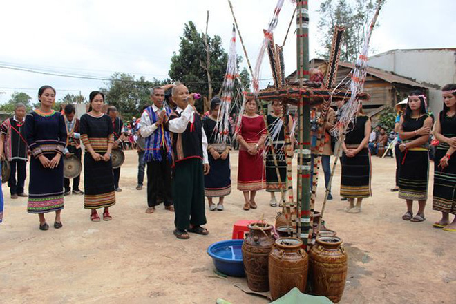 Đặc sắc lễ mừng lúa mới của đồng bào Xê Đăng