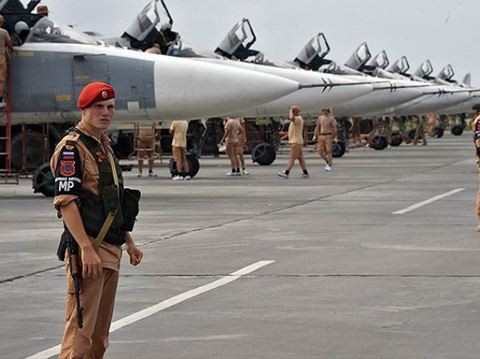 Nga đánh chặn vật thể chưa xác định bay trên căn cứ Hmeymim của Syria