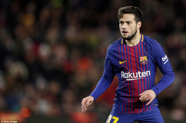 Barcelona 5-0 Celta Vigo: Cú đúp của Messi