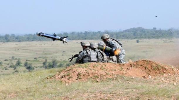 Mỹ sẽ cung cấp cho Ukraine 30 thiết bị và vài trăm tên lửa Javelin