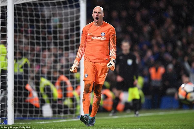 Chelsea giành vé vào vòng 4 FA Cup với chỉ 9 cầu thủ