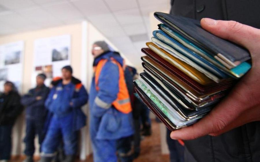 62 công dân Ukraine lao động bất hợp pháp tại Balan bị trục xuất