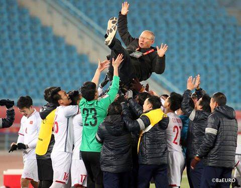 Nóng rực trước giờ G: Uzbekistan mạnh nhưng Việt Nam sẽ ẵm cúp!
