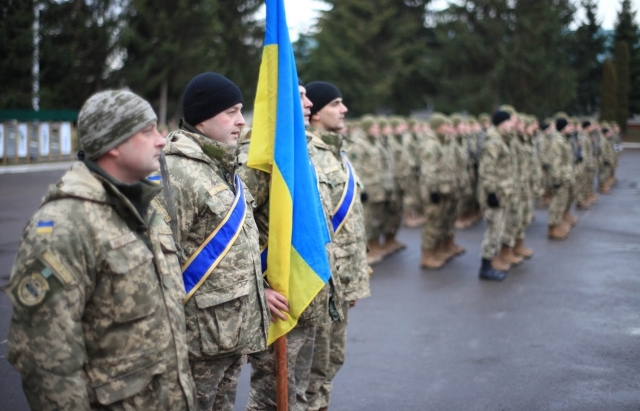 Các huấn luyện viên quân sự Anh đã hoàn thành việc huấn luyện cho 7 ngàn binh sĩ Ukraine