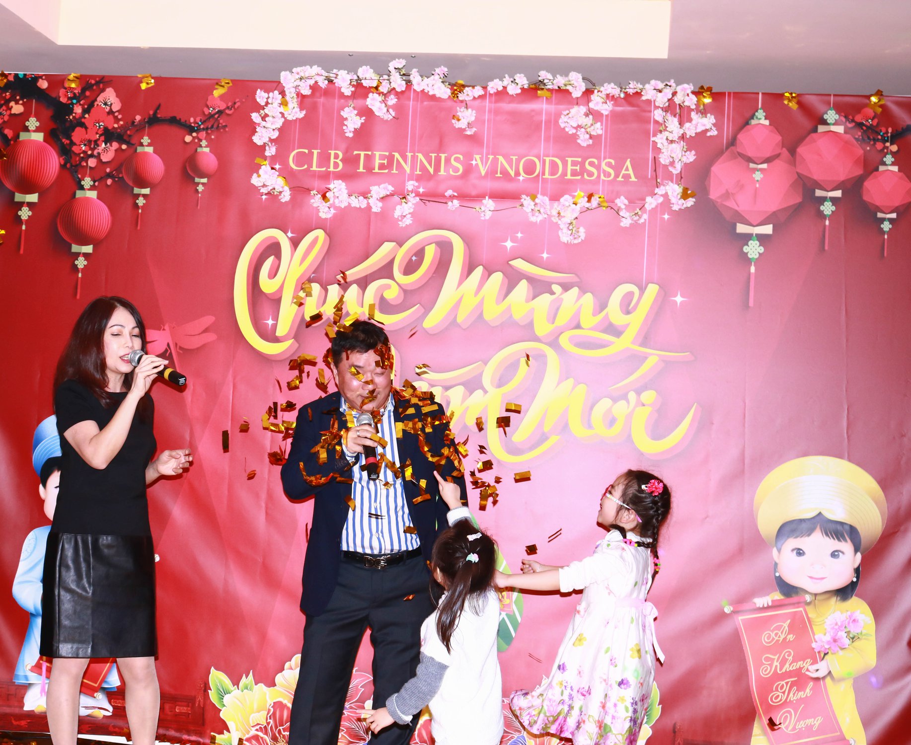 CLB Tennis VNOdessa tổ chức liên hoan, chúc mừng năm mới