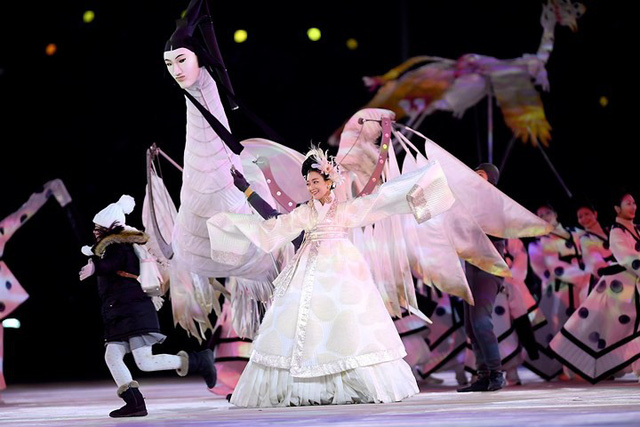 Lễ khai mạc Olympic mùa Đông 2018 hoành tráng, rực rỡ sắc màu