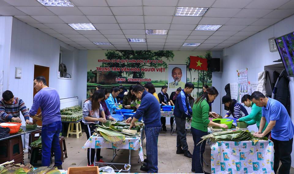 "Gói bánh chưng từ thiện" đợt hai nhân dịp Tết Nguyên Đán 2018