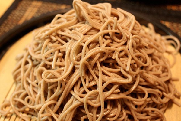 Món ăn may mắn vào đêm giao thừa của các nước