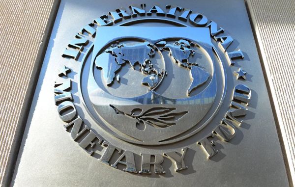 IMF không thể nêu ngày xem xét lại chương trình hợp tác với Ukraine