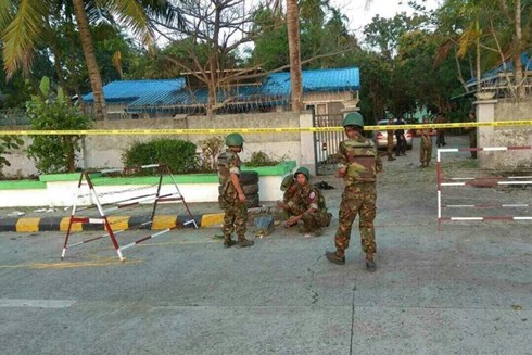 Đánh bom hàng loạt rung chuyển bang Rakhine (Myanmar)