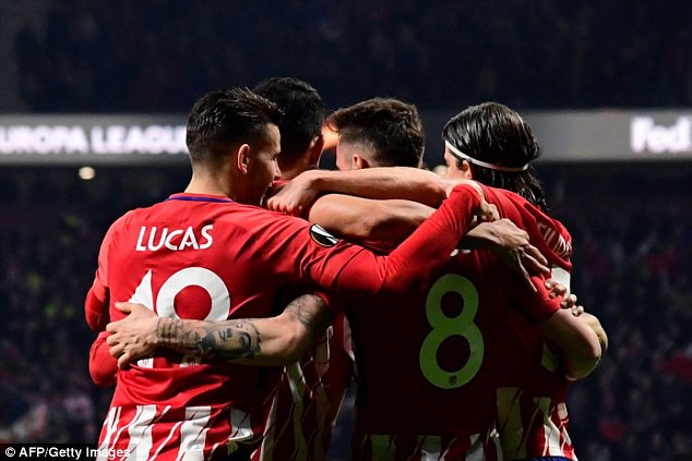 Ngôi sao Tây Ban Nha rực sáng, Atletico nuôi mộng vô địch Europa League
